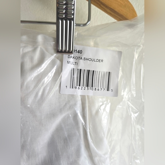 NWT! Walter Baker, Dakota Shoulder In Multi - MSRP $498 - Picture 7 of 7